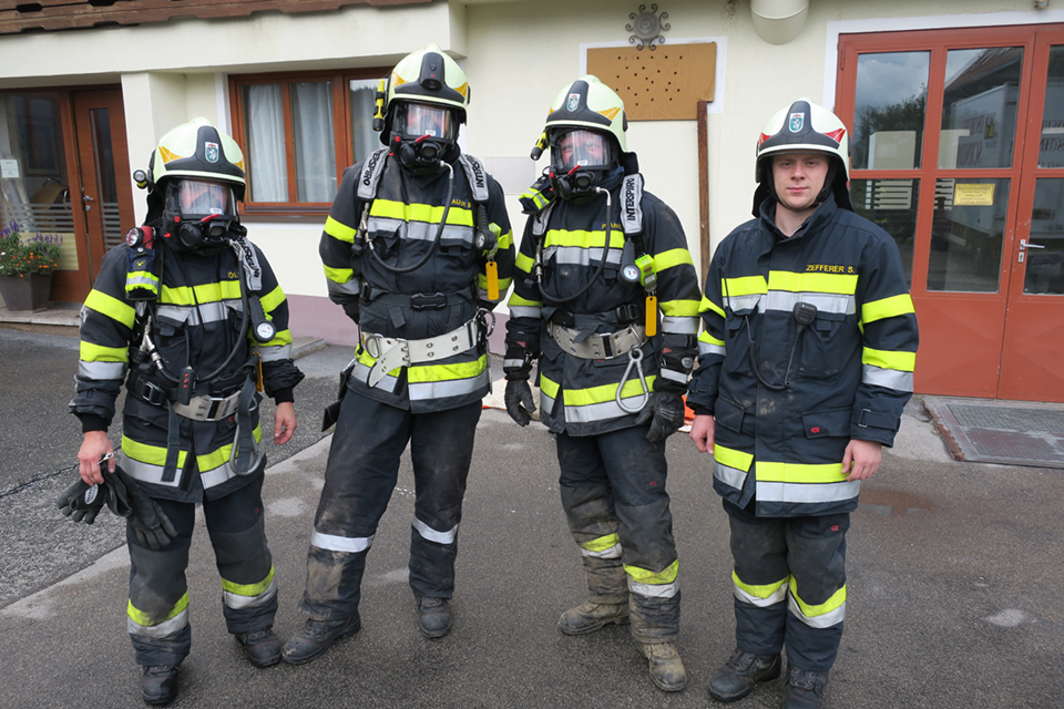 Feuerwehrübung - Tischlerei Mariahof - 2017 img_6159